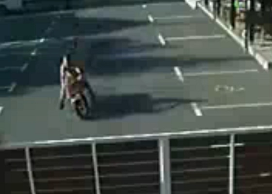 Epic Motorcycle Fail !