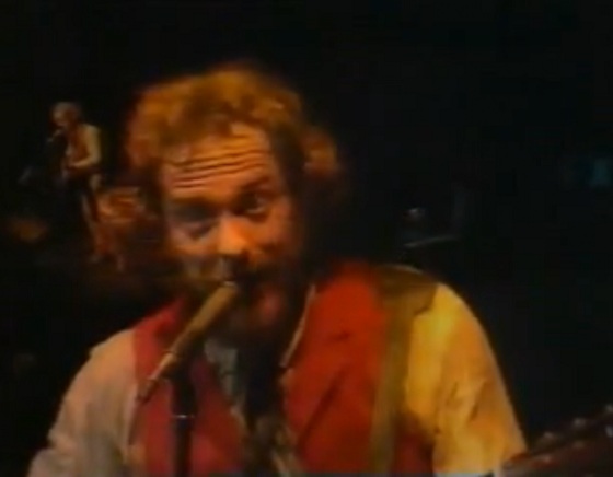 Jethro Tull - Aqualung (Live, Video and Lyrics)