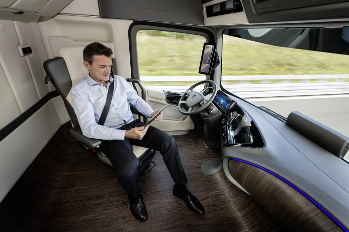Mercedes Future Truck 2025 Driving